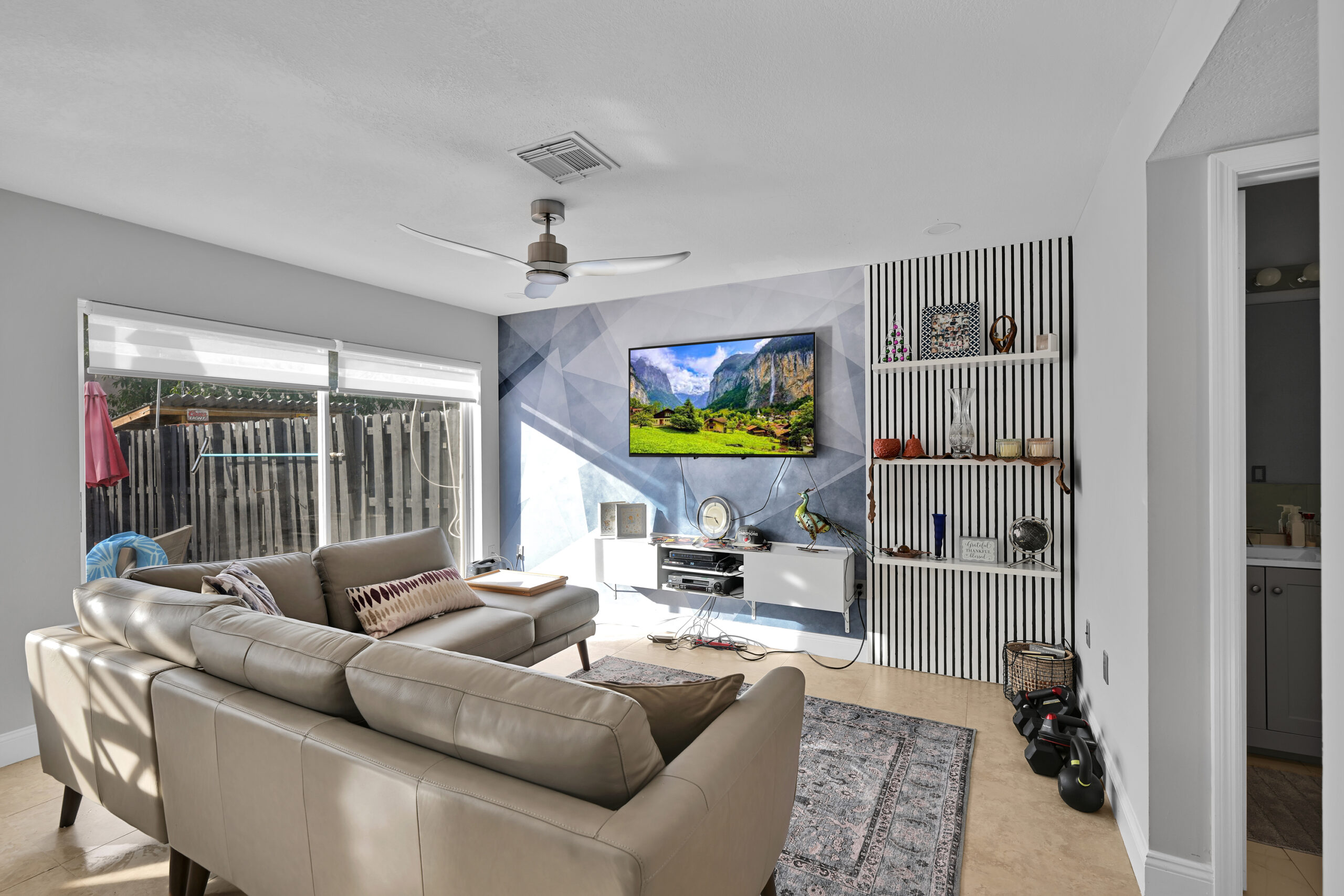 19640 NW 82 Ct Miami 00017